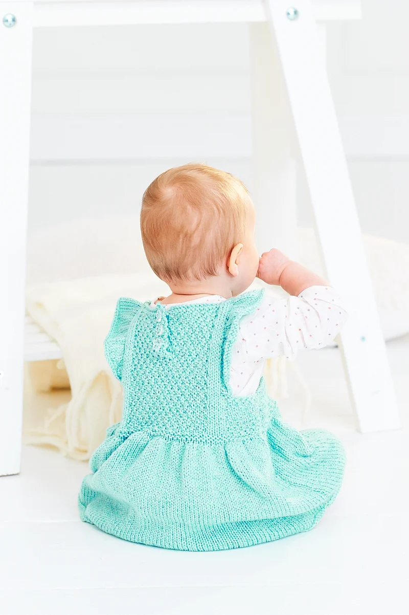 Strickanleitung „Stylecraft Baby Sparkle Dresses“