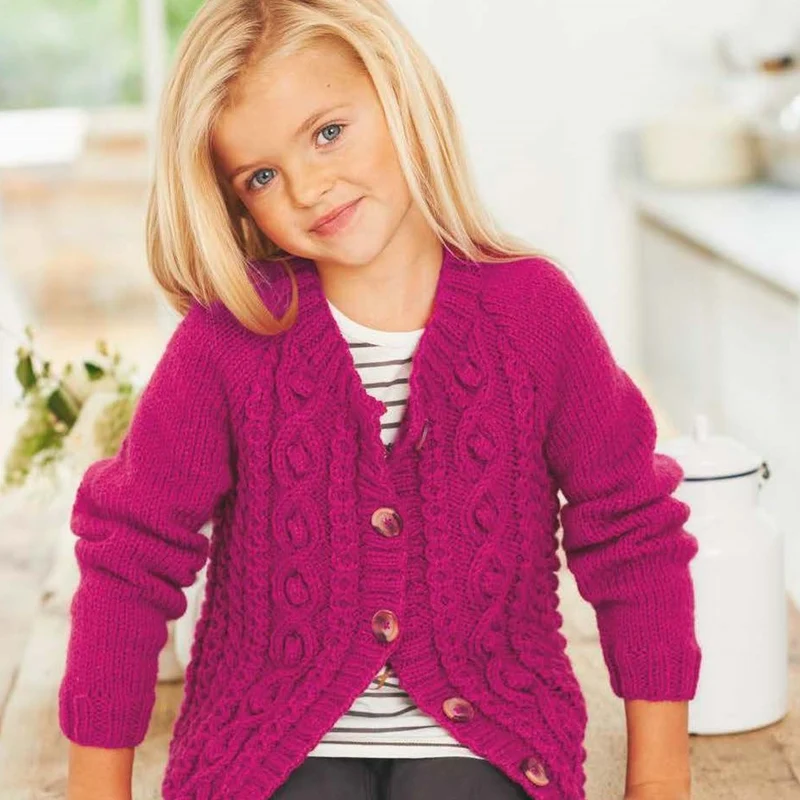Strickanleitung Stylecraft Aran Nr. 8933 – Strickjacke für Mädchen