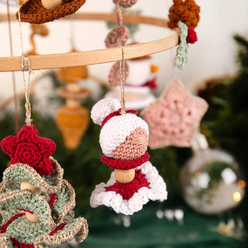 Weihnachtsanhänger-Adventskalender-Häkelpaket