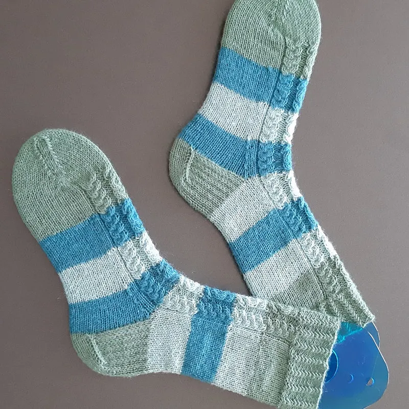 Strickanleitung für Socken „Spaziergang im Wald“
