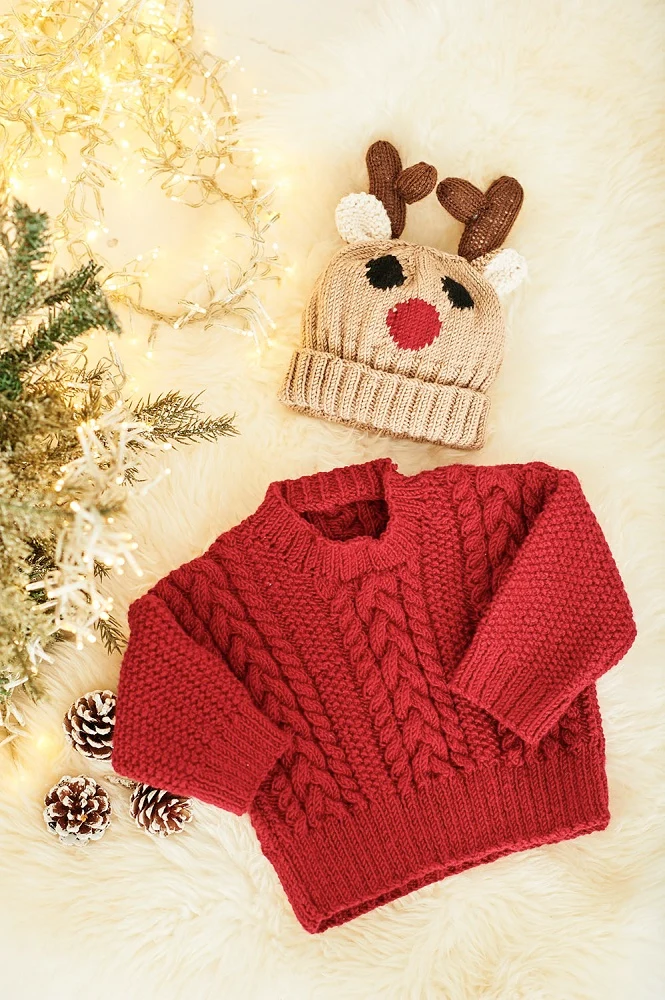 Strickanleitung Stylecraft Bellissima DK Nr. 9869 Rentier, Mütze und Pullover (digital)