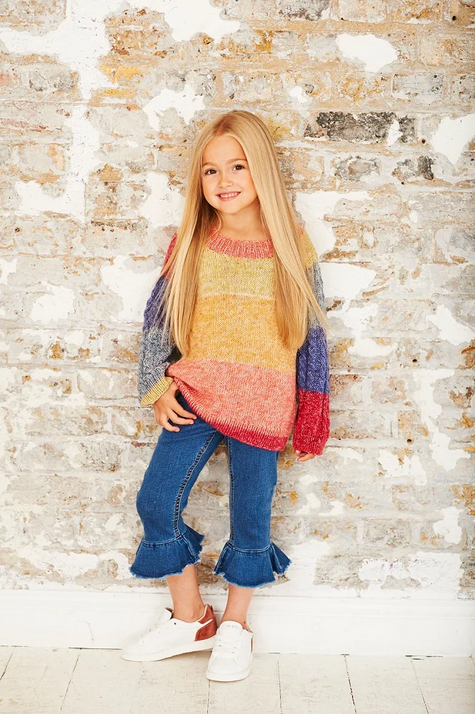 Strickanleitung Stylecraft Batik Swirl DK Nr. 9484: Kinderpullover, Schal und Mütze