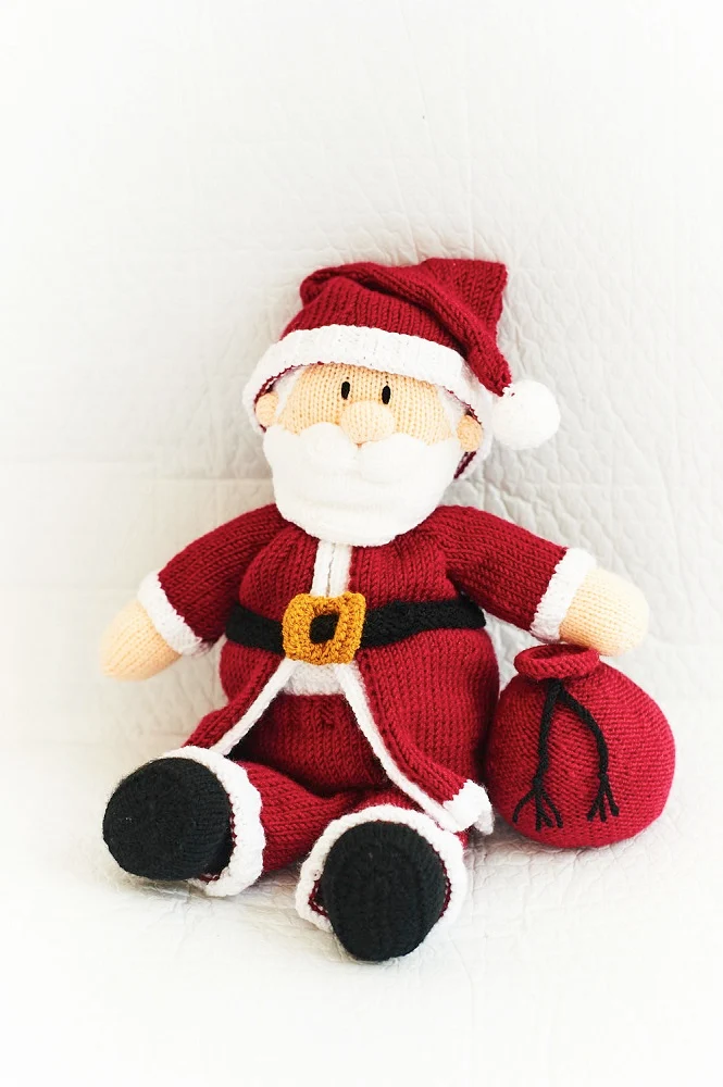 Strickanleitung Stylecraft Bellissima DK Nr. 9870: Weihnachtsmann, Mütze und Pullover