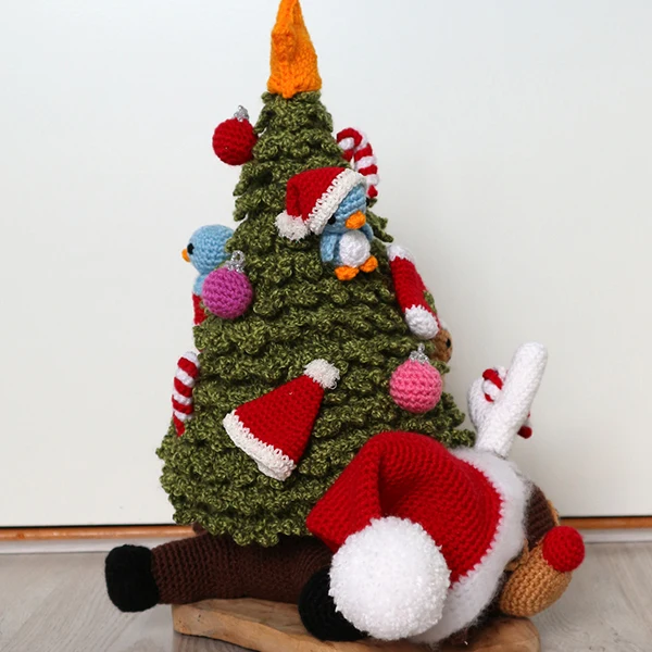 Häkelpaket „Rudolf unter dem Weihnachtsbaum“