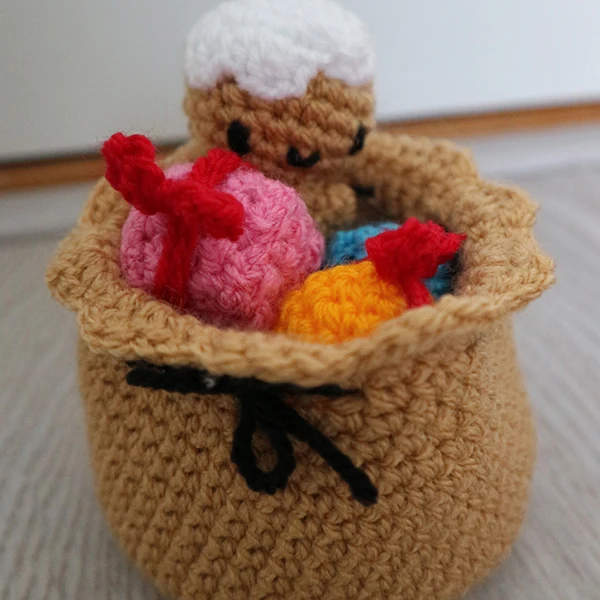 Häkelpaket „Rudolf unter dem Weihnachtsbaum“