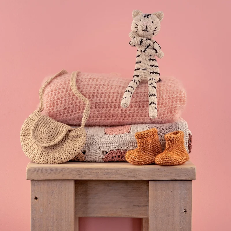 Häkelanleitung „Yarn and Colors Best of 2021 Pattern Bundle“