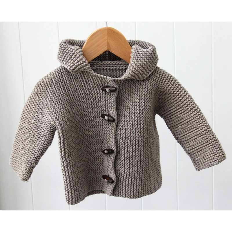 Strickanleitung „Cosy Baby-Strickjacke mit Kapuze“ (digital)
