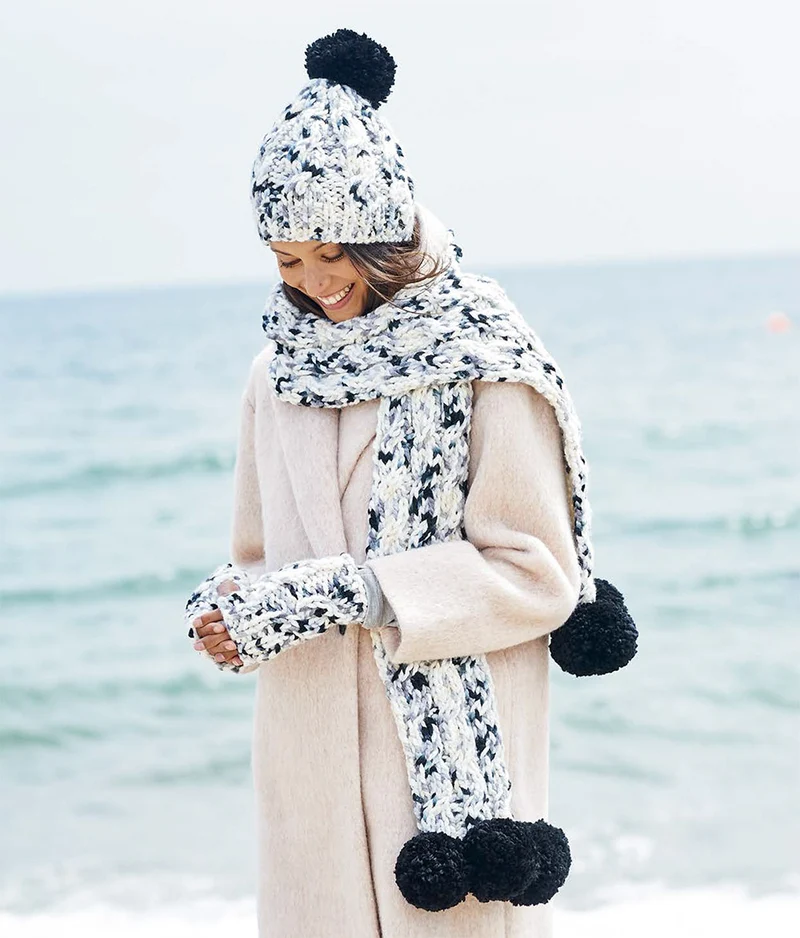 Stylecraft Colour Code XL: Strickanleitung für Mütze, Schal und Fäustlinge