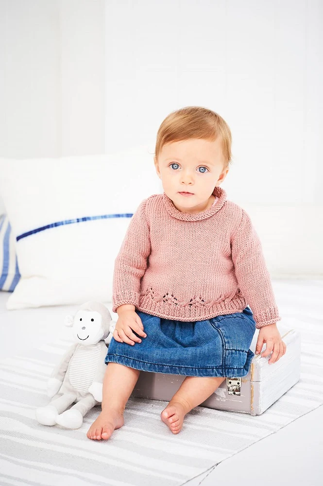 Strickanleitung Stylecraft Bambino DK Nr. 9606: Mädchenpullover und Jacke