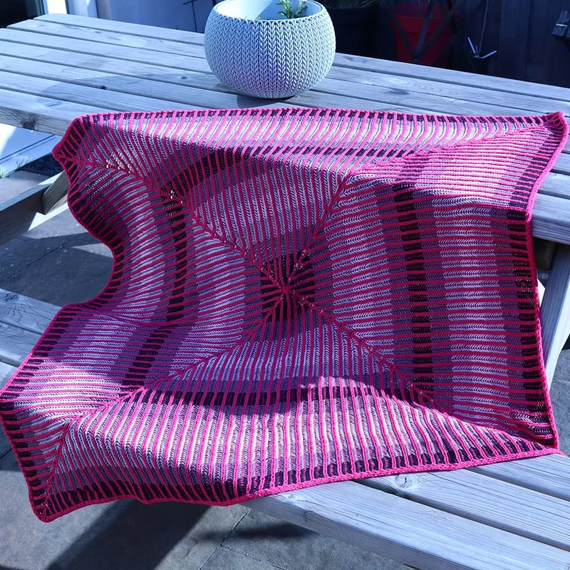 Strickanleitung „Rosa Wolke“ – Decke