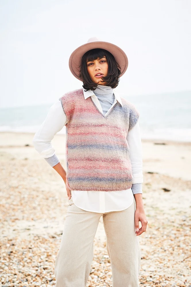 Strickanleitung Stylecraft Charm Nr. 9881: Pullover und Top