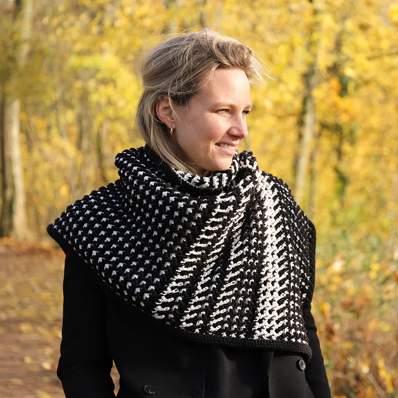 Stola „Moonlight Shadow“ – Häkelpaket