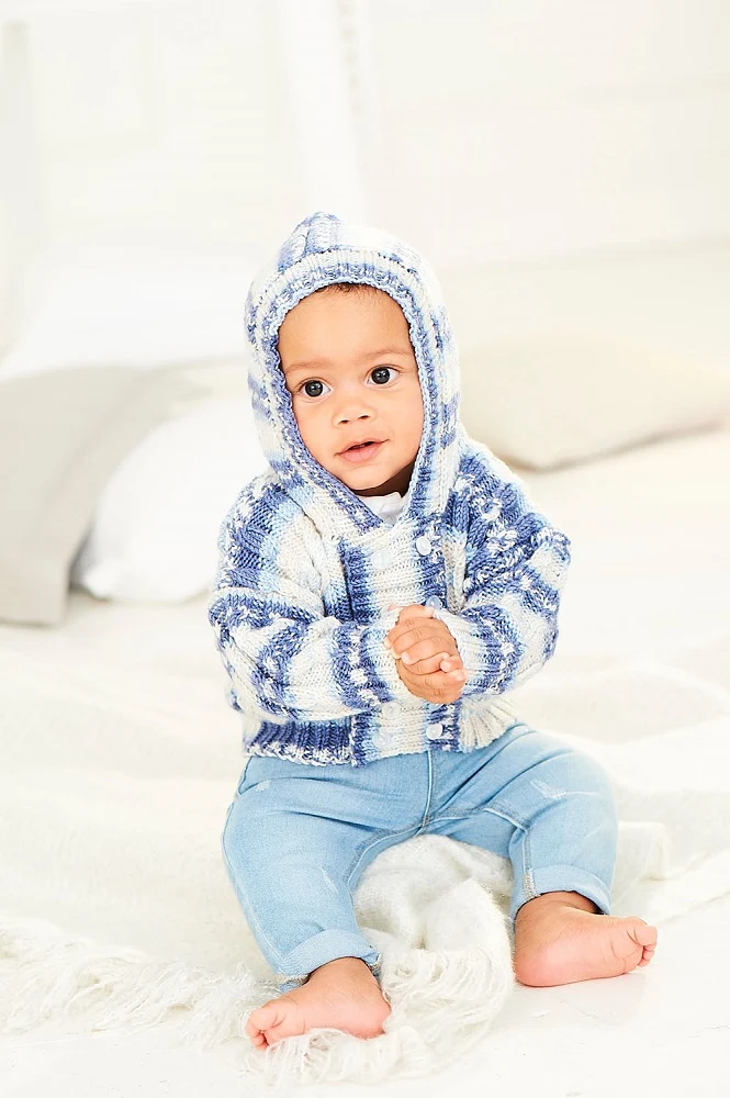 Strickanleitung Stylecraft Bambino Prints DK Nr. 9841 Baby-Pullover und Kapuzenpullover