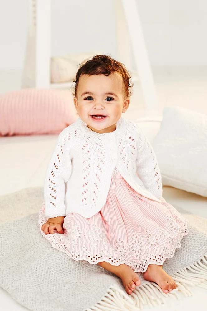 Strickanleitung Stylecraft Bambino DK Nr. 9499: Babypullover und -Jacke