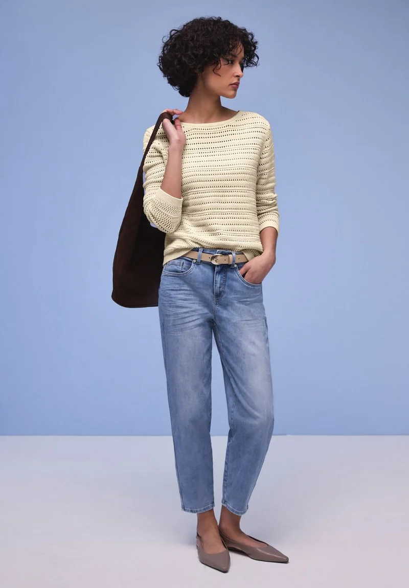 Langarm Pullover mit U-Boot-Ausschnitt