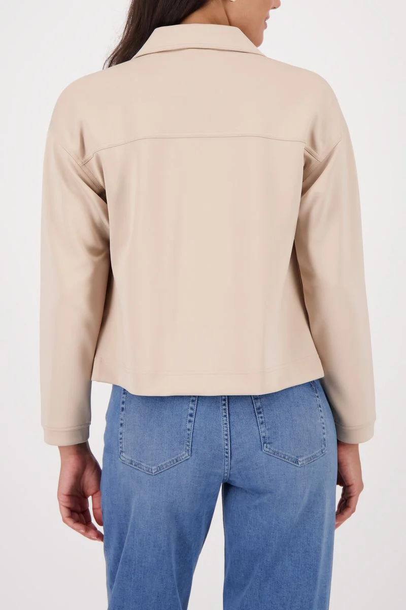 Jacke