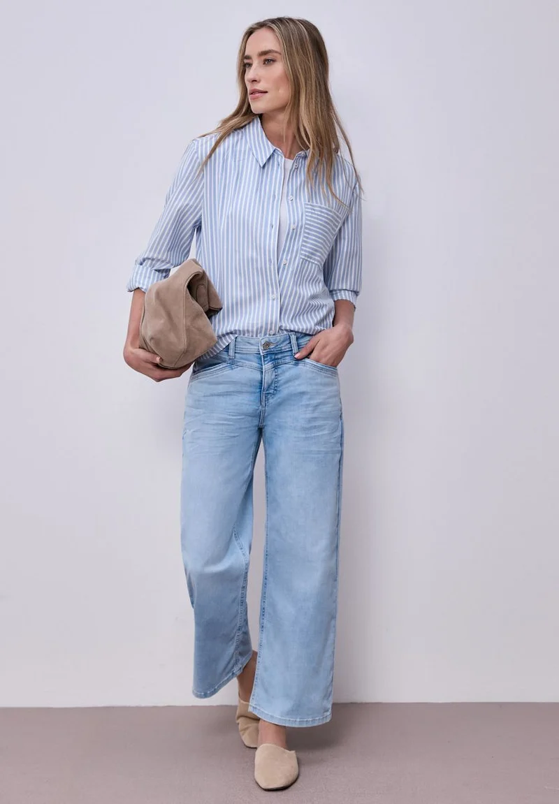 Bluse mit Hemdkragen und Backprint