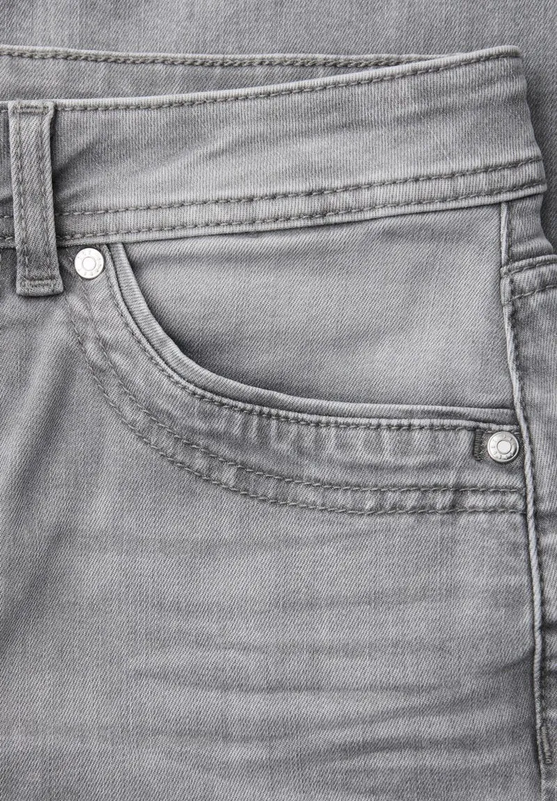 Bootcut Jeans