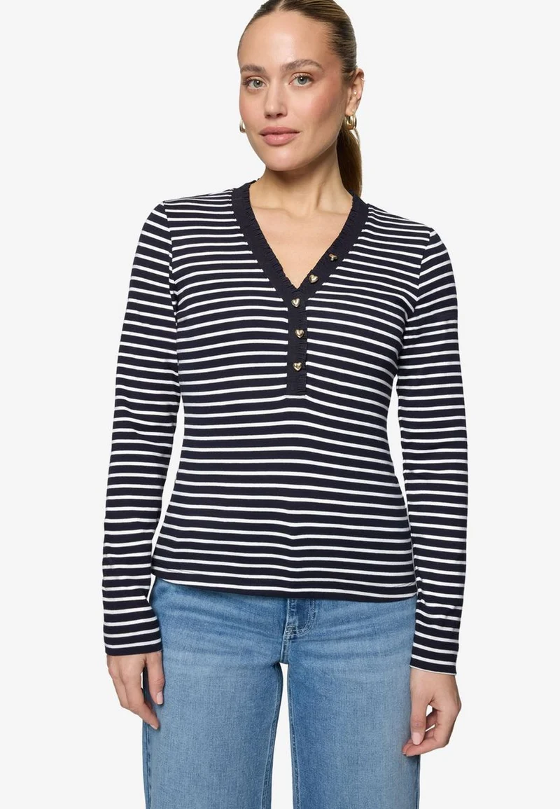 Ringelshirt mit Knopfleiste