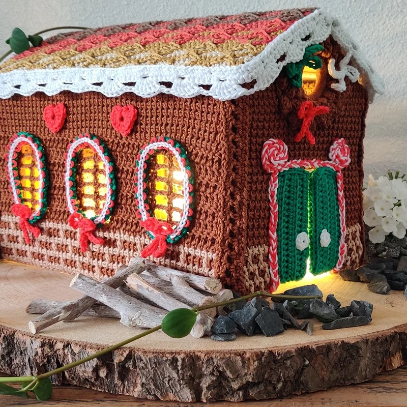 Häkelanleitung „Sommer & Winter“-Lebkuchenhäuschen (digital)