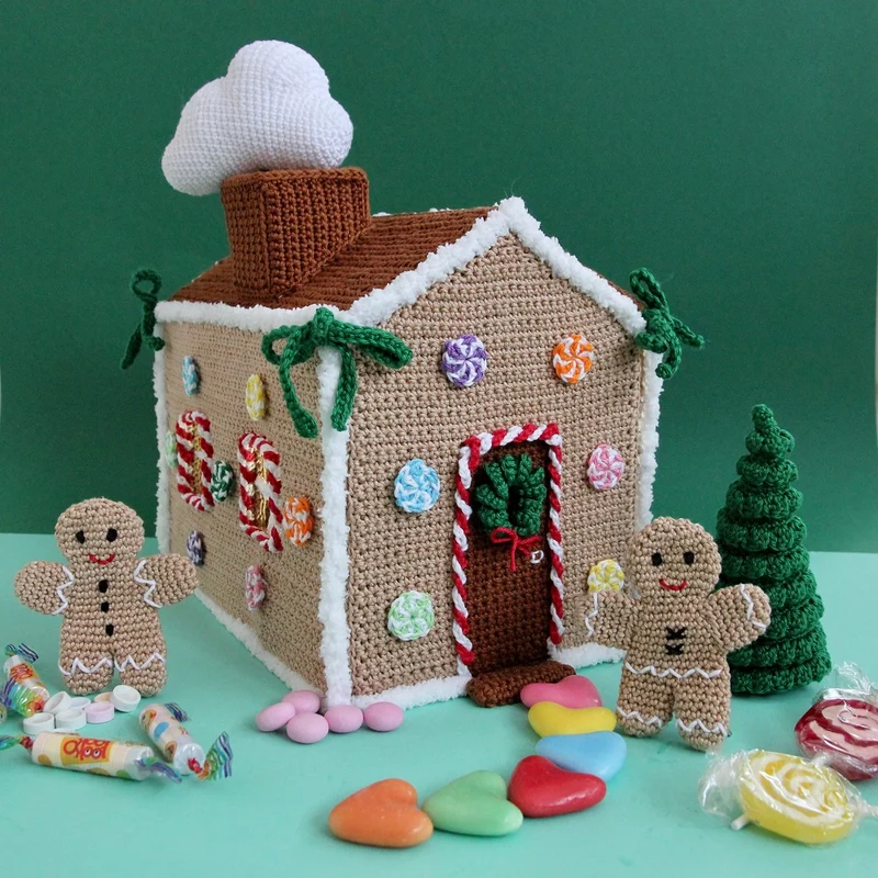 Häkelanleitung für ein Lebkuchenhäuschen als Puppenhaus