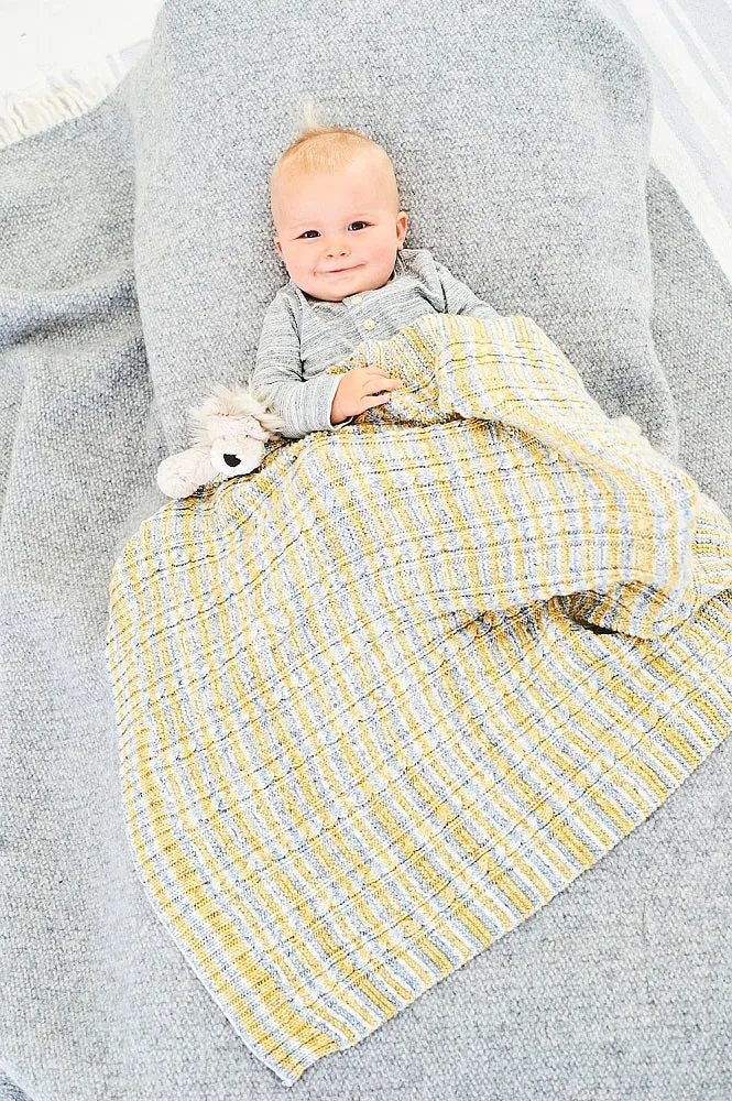 Strickanleitung Stylecraft Bambino Prints DK Nr. 9748: Babydecke, Mütze und Fäustlinge (digital)