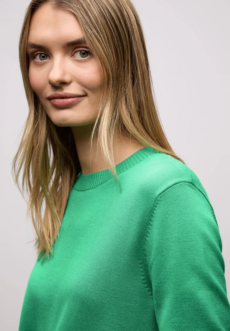 Basic Pullover