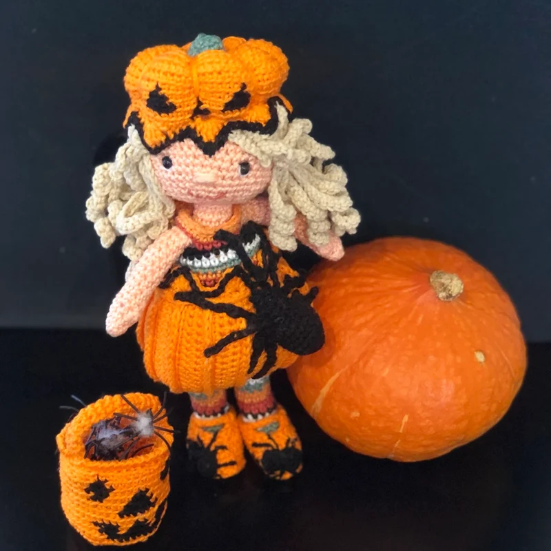 Häkelanleitung „Dressed for Halloween“ (digital)
