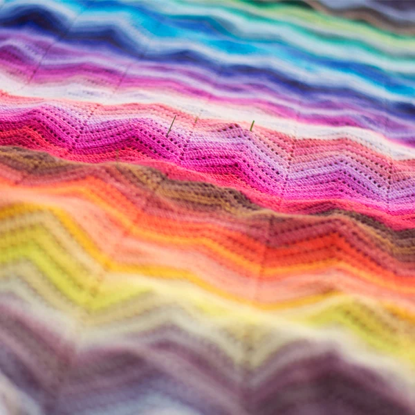 Häkelpaket für eine Zickzack-Decke in 100 Farben