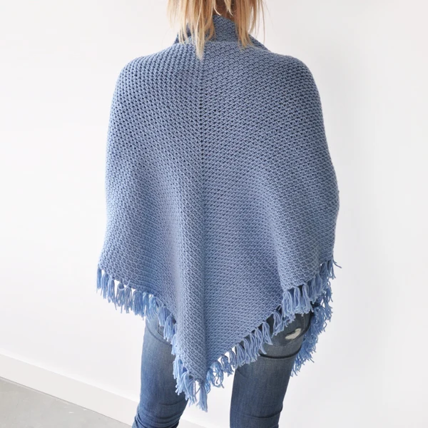 Häkelpaket für ein Umschlagtuch im Granitmuster aus Drops Merino Extra Fine