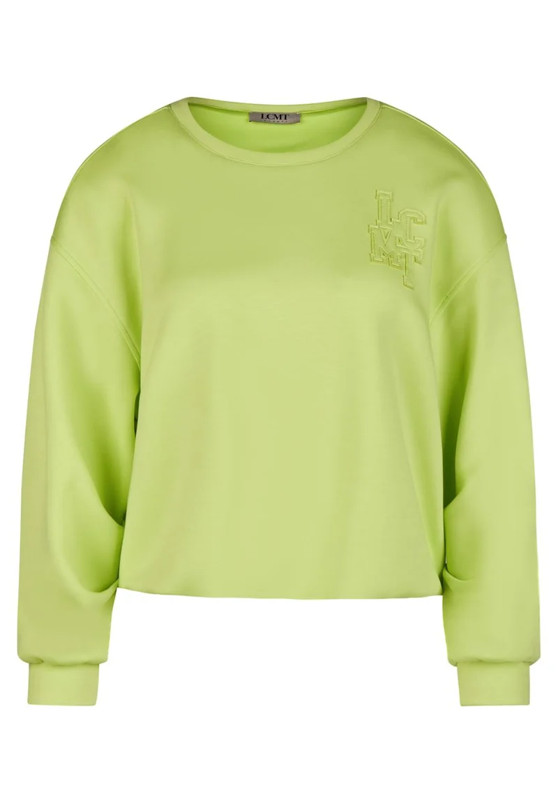 Sporty Chic