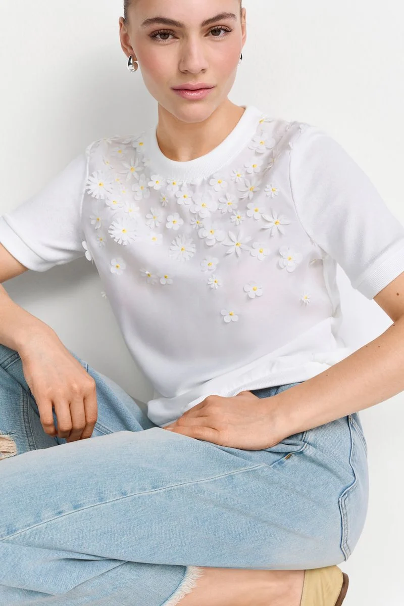 Knit Mat Mix T-Shirt with Flower Application