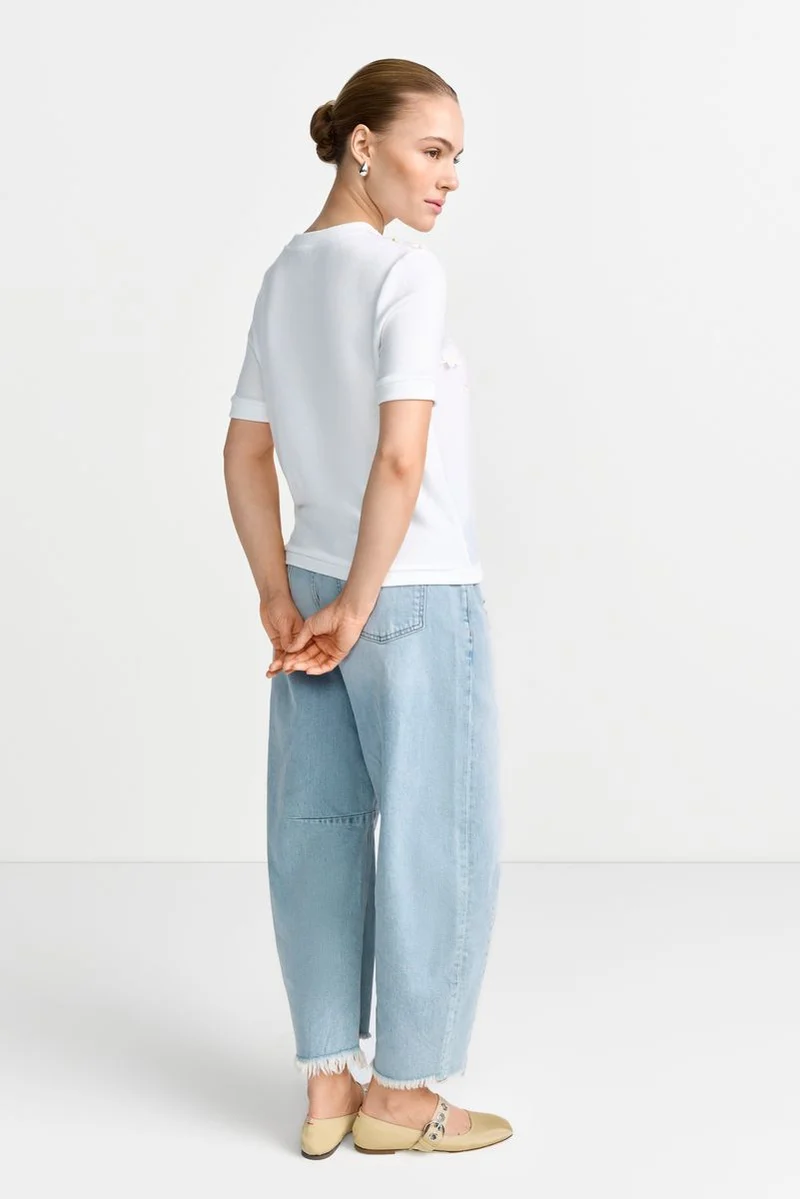 Knit Mat Mix T-Shirt with Flower Application