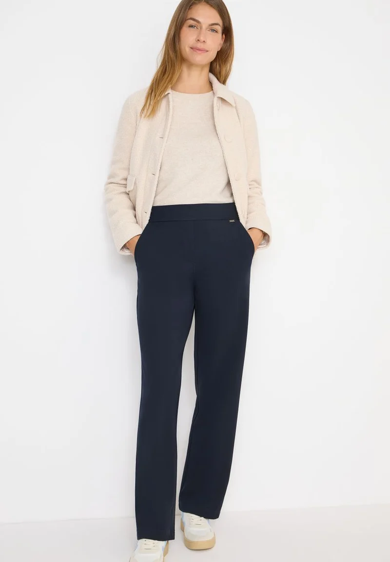 Straight Leg Hose