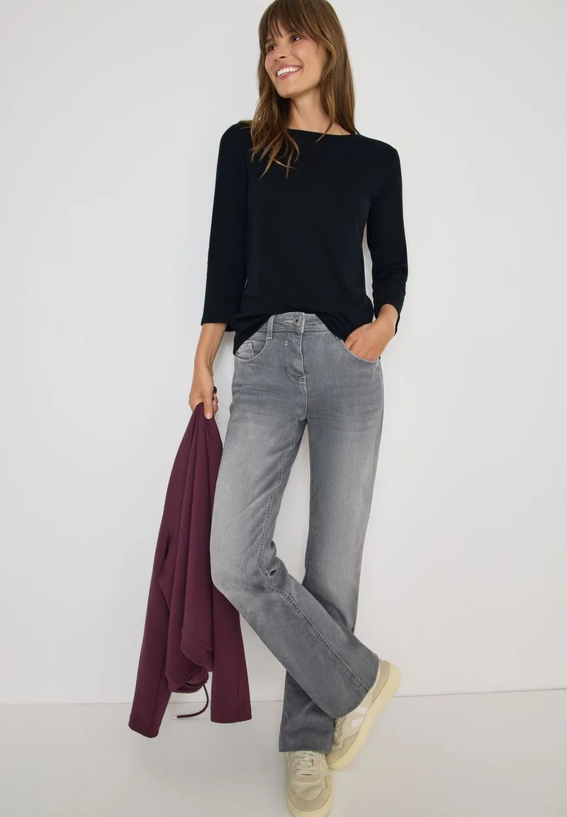 Basic U-Boot Shirt