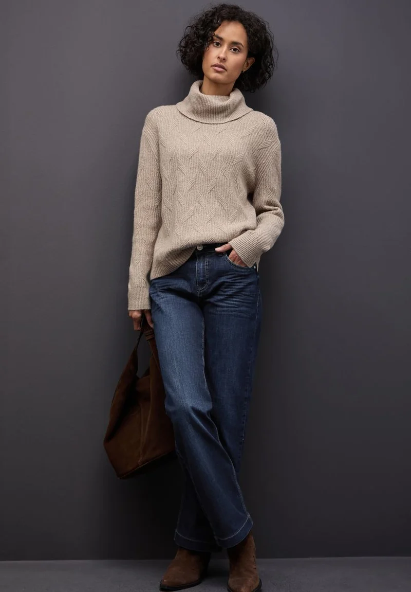 Straight Leg Jeans