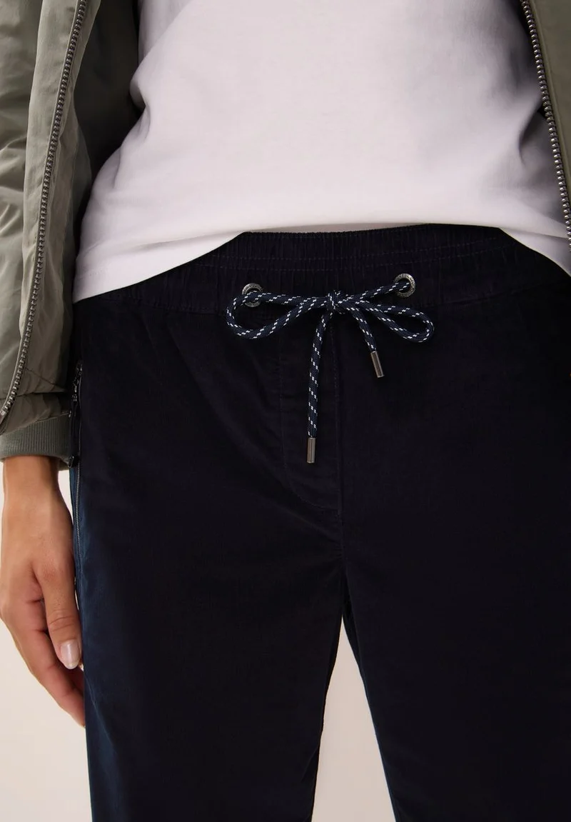 Cordhose im Casual Fit