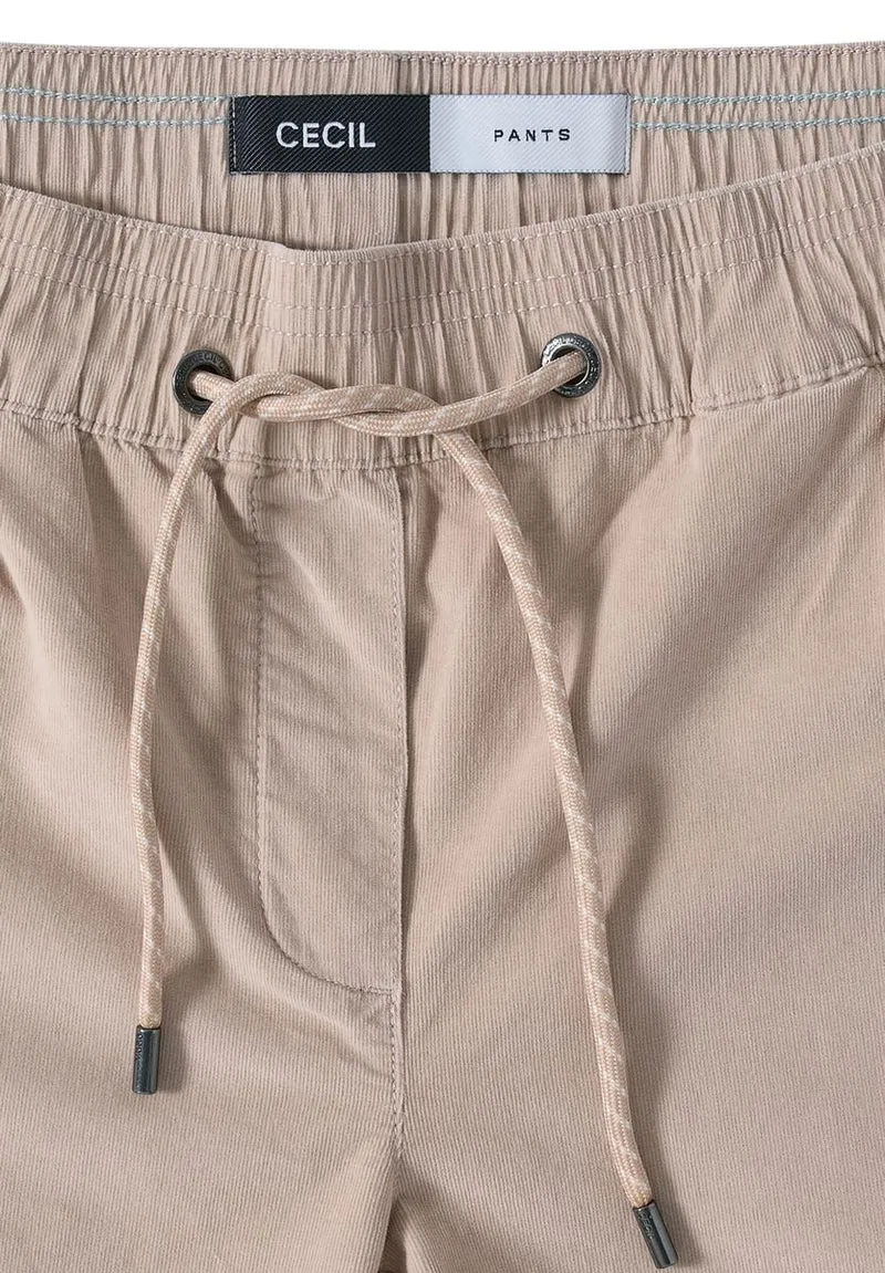 Cordhose im Casual Fit
