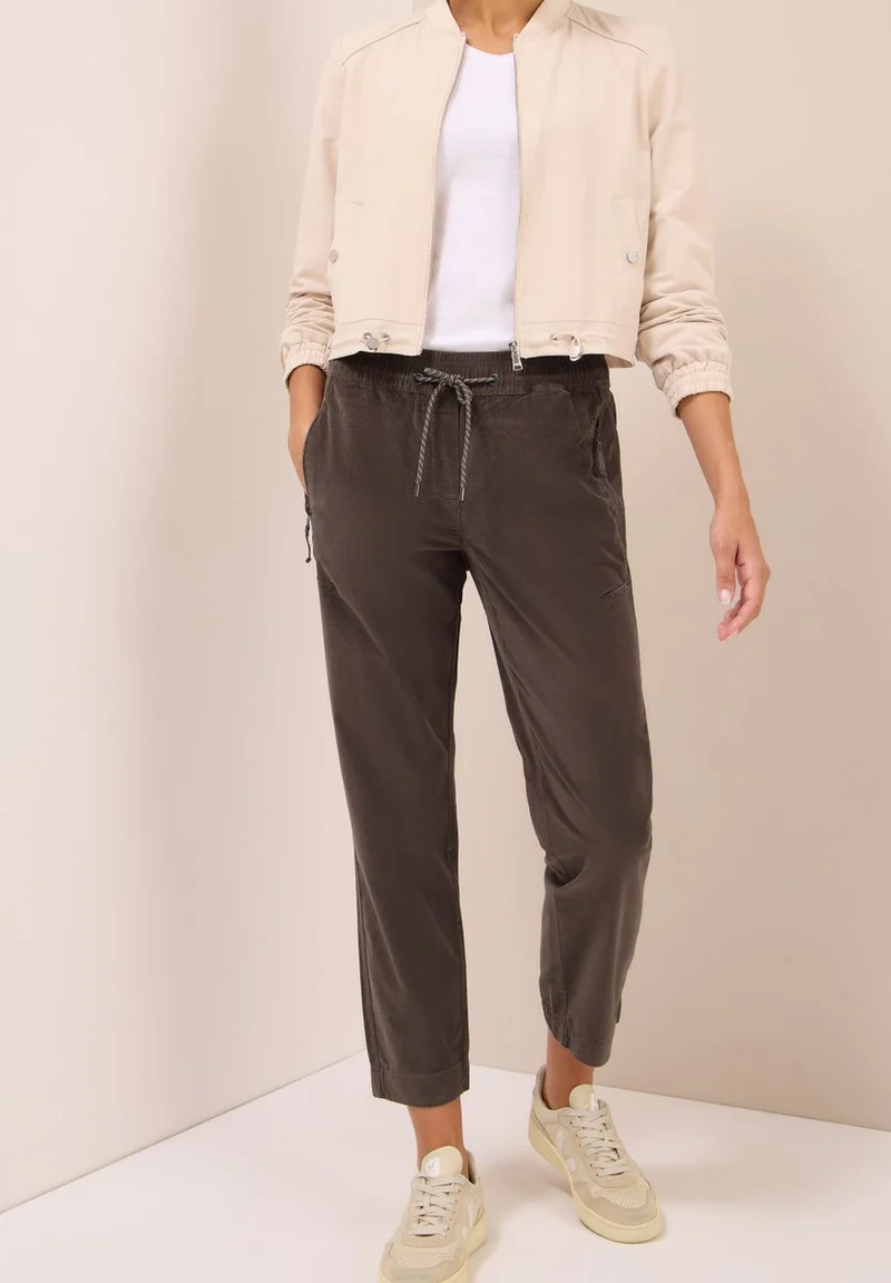 Cordhose im Casual Fit