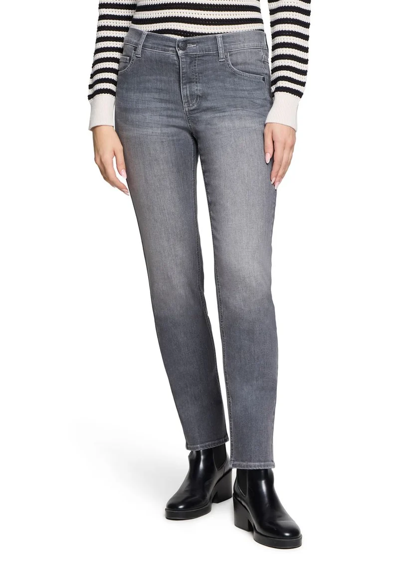 Basic-Jeans