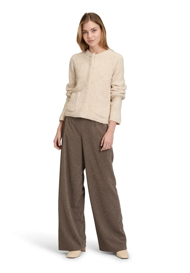 Grobstrickjacke