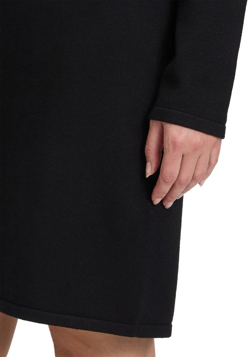 Strickkleid