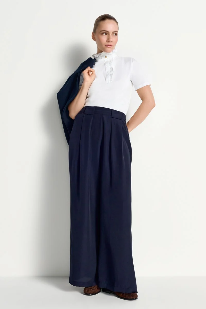 O Frill Collar