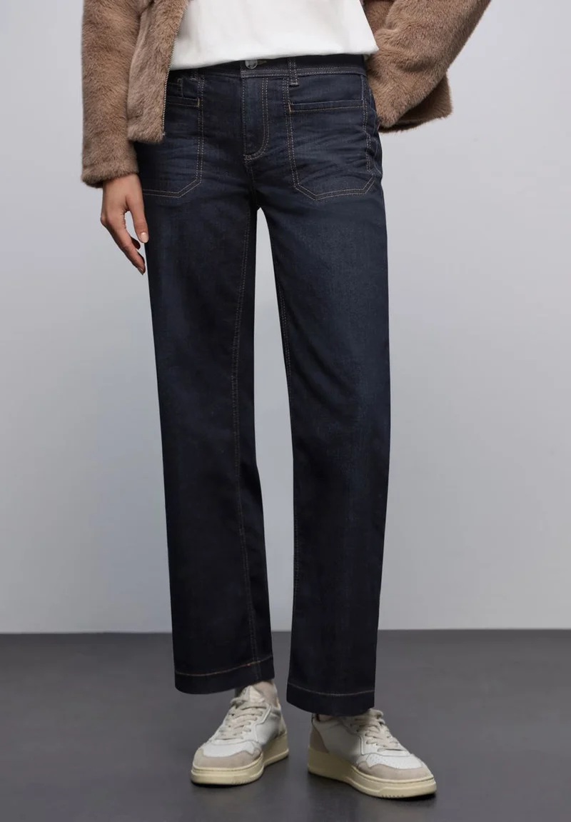 Rinsed Wide Leg Jeans