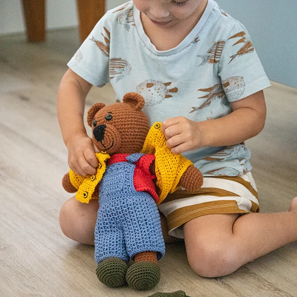 Häkelpaket „Traum-Ankleidebär“