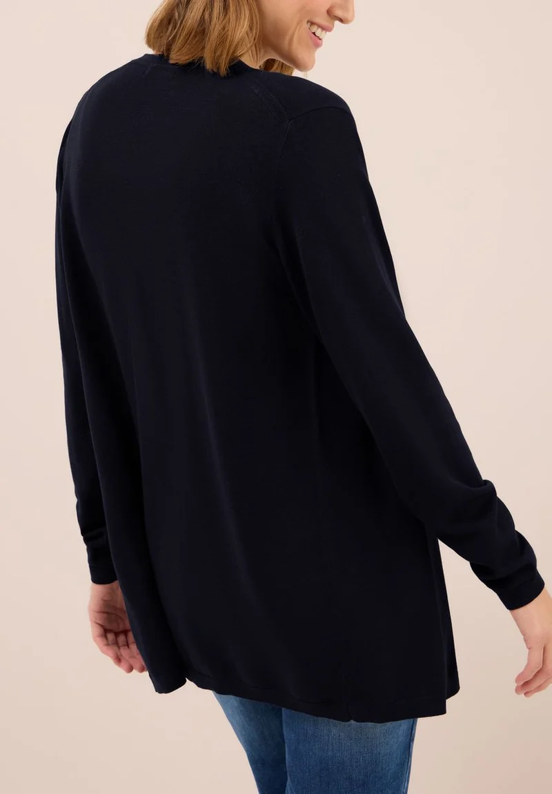 Offene Strickjacke
