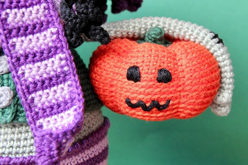 Häkelanleitung „Frankie, das Halloween-Amigurumi“ (digital)