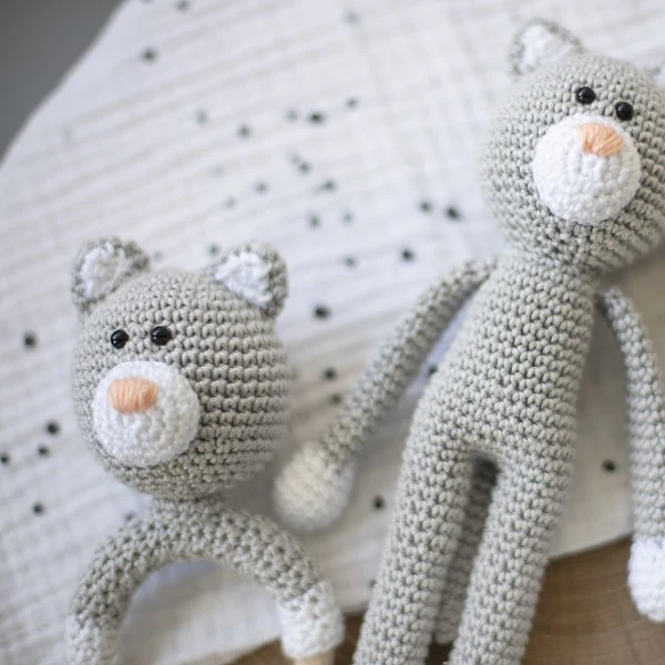 Wollplatz Rammelring mit der festen Katze