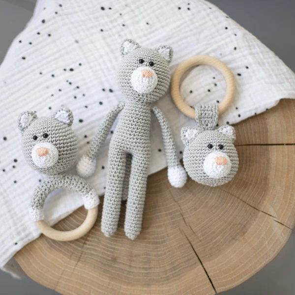 Wollplatz Kuscheltier „Katze“ – Häkelpaket