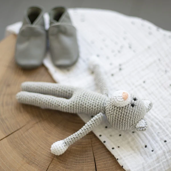 Wollplatz Kuscheltier „Katze“ – Häkelpaket